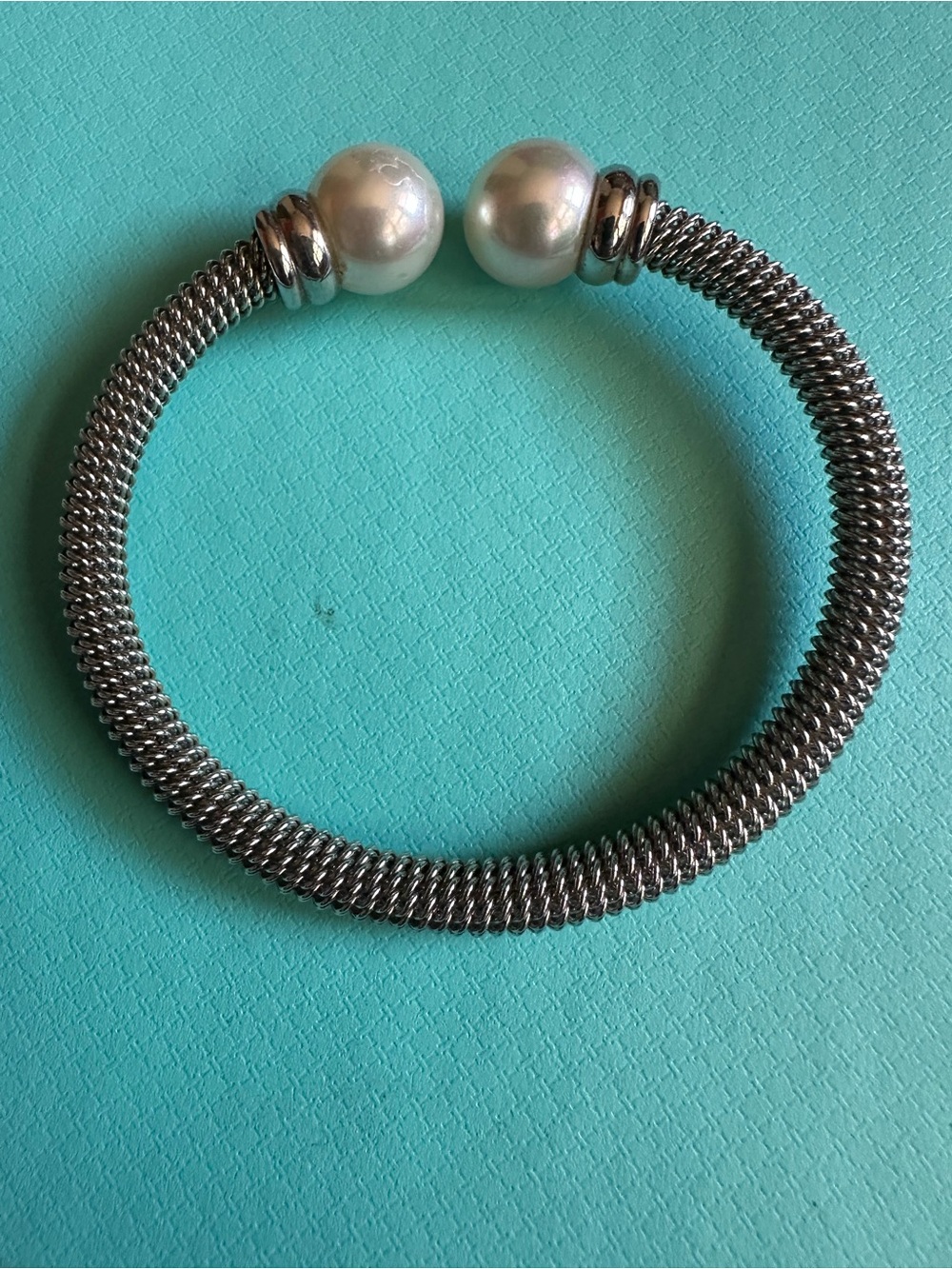 Majorica 2 Pearl Kiss Cuff Bracelet